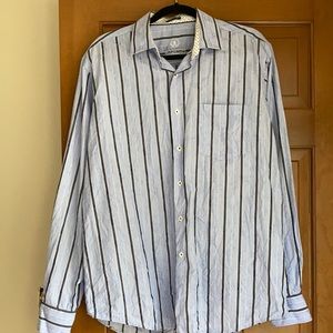 Men’s Bugatchi shirt